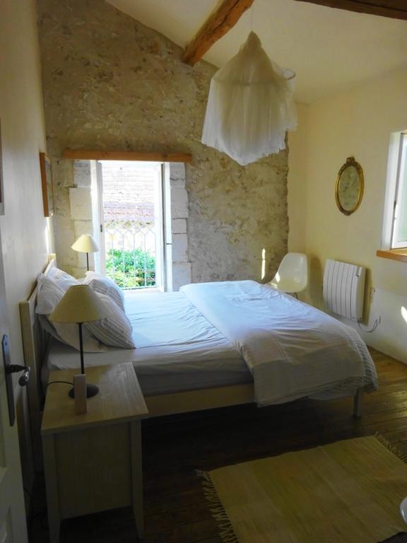 Les Chardons Hotel Chenaud Eksteriør billede